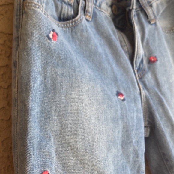 GAP Girls size 12 denim blue jeans with embroidery flowers - Picture 4 of 10